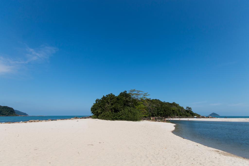 Flat Vila Morena A Pousada Da Sua Familia Camburi  Esterno foto